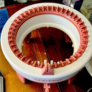Sentro knitting machine
